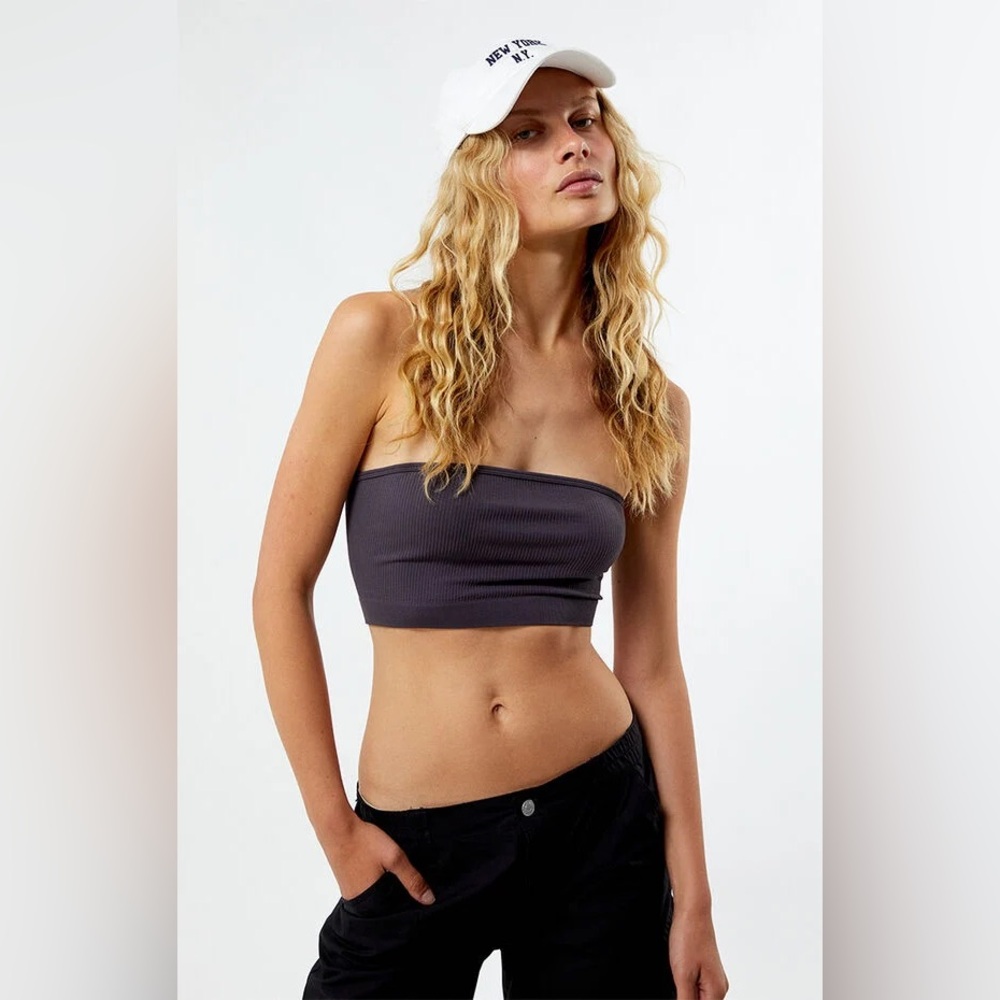 Contour Seamless Tube Top in Gray